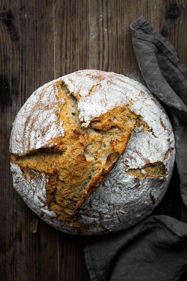 świeży chleb co zrobić by jak najdłużej pozostał świeży a nie czerstwy