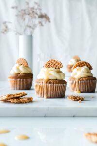 babeczki muffinki z karmelem cupcakes jak dekorować muffinki
