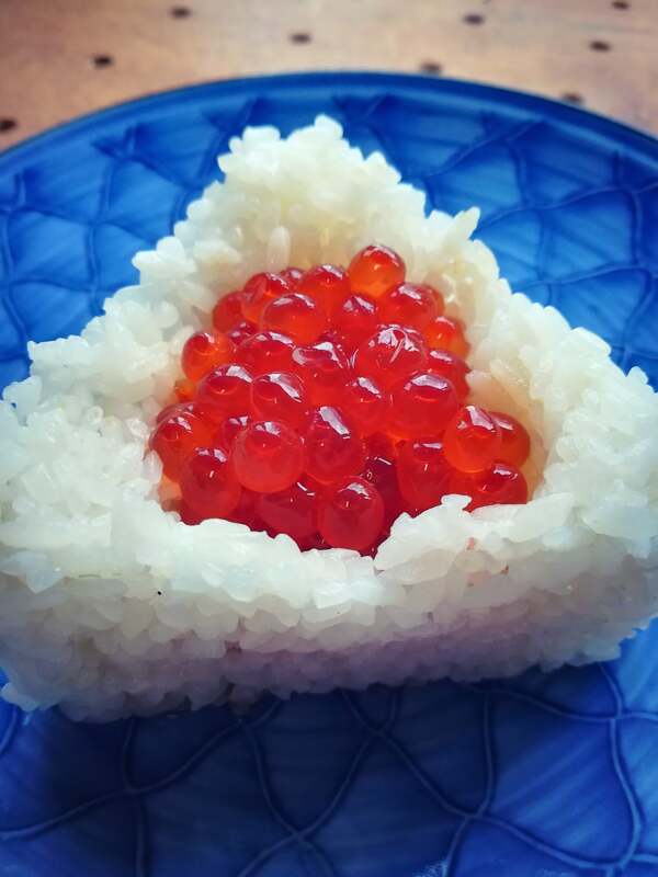 kanapka ryżowa z czego się robi składniki japońskie jedzenie fast food