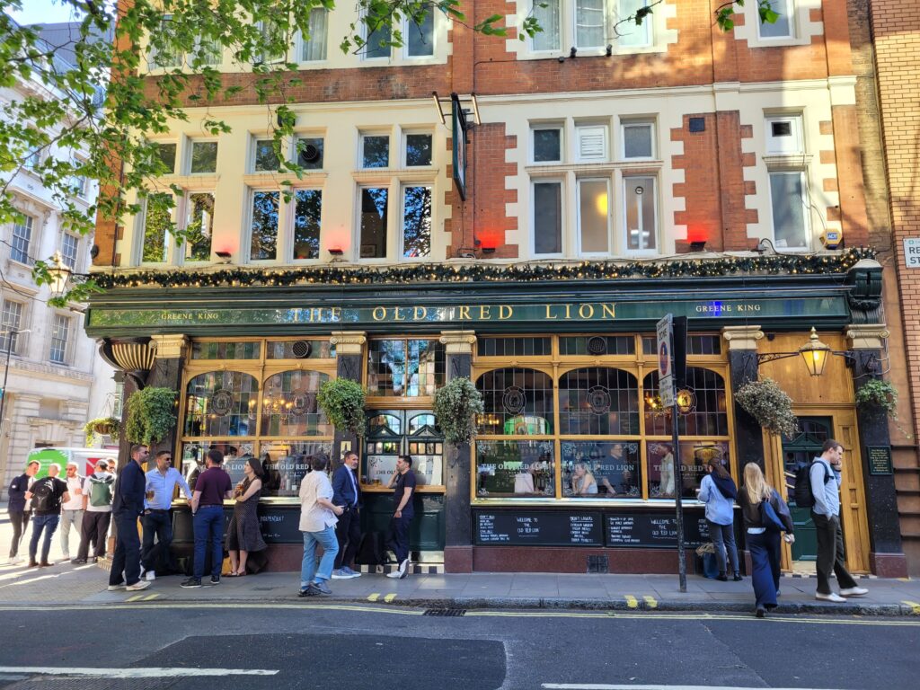 brytyjski pub w londynie