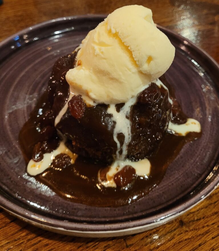 sticky toffee pudding