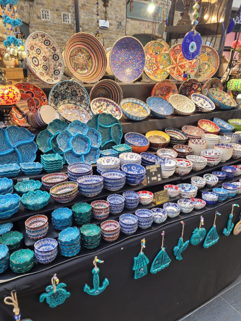 lubki ceramika w londynie Spitalfields Market
